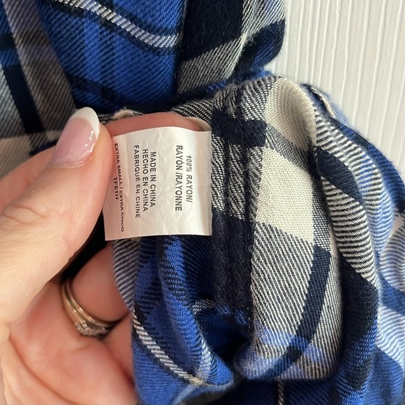 Rails Hunter Blue Plaid Button Down Flannel Blouse Size X-Small - Picture 5 of 8